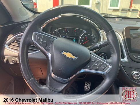 Used 2016 Chevrolet Malibu LT w/ Leather Package FWD image 16