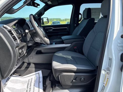 New 2026 RAM 1500 Big Horn AWD/4WD image 8