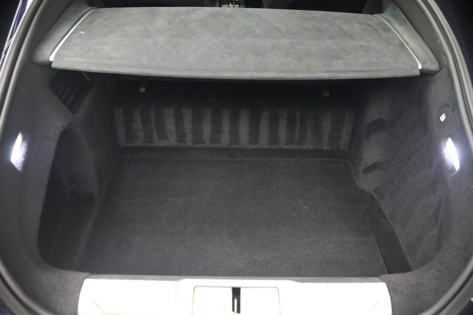 Used 2025 Ferrari 12Cilindri RWD image 29