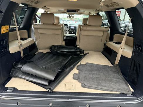 Used 2014 Toyota Sequoia Limited AWD/4WD image 19