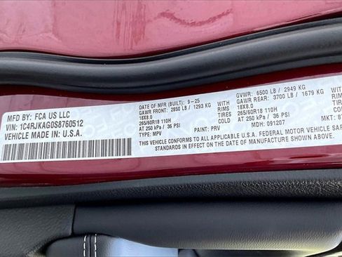 New 2025 Jeep Grand Cherokee L Laredo w/ Luxury Tech Group I image 15