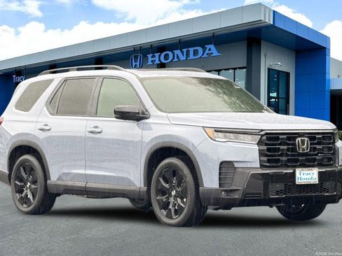 New 2026 Honda Pilot Black Edition image 1