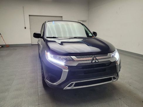 Used 2019 Mitsubishi Outlander ES image 14