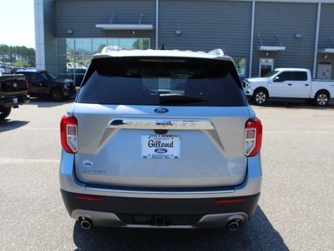 Used 2021 Ford Explorer Limited w/ Equipment Group 301A RWD image 7