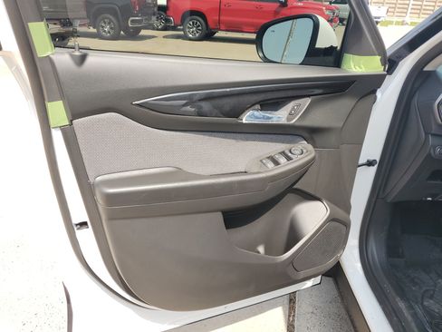 New 2026 Chevrolet TrailBlazer LT w/ Driver Confidence Package FWD image 16