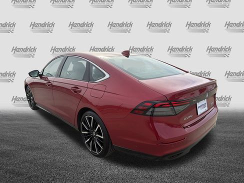 Used 2023 Honda Accord Touring image 8