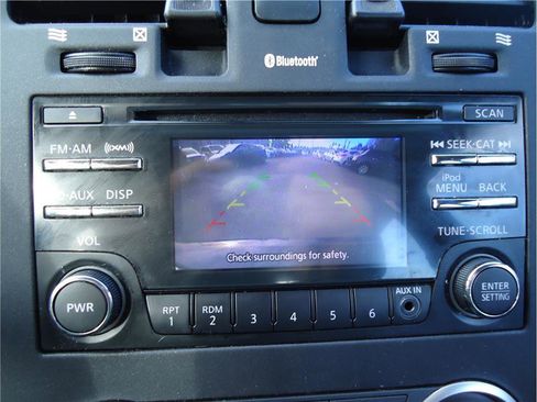 Used 2013 Nissan Leaf S image 16