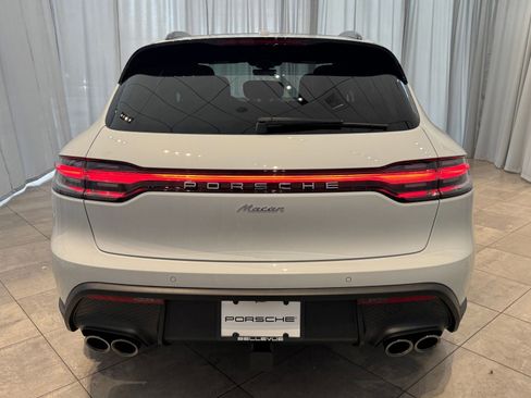 Used 2025 Porsche Macan image 10