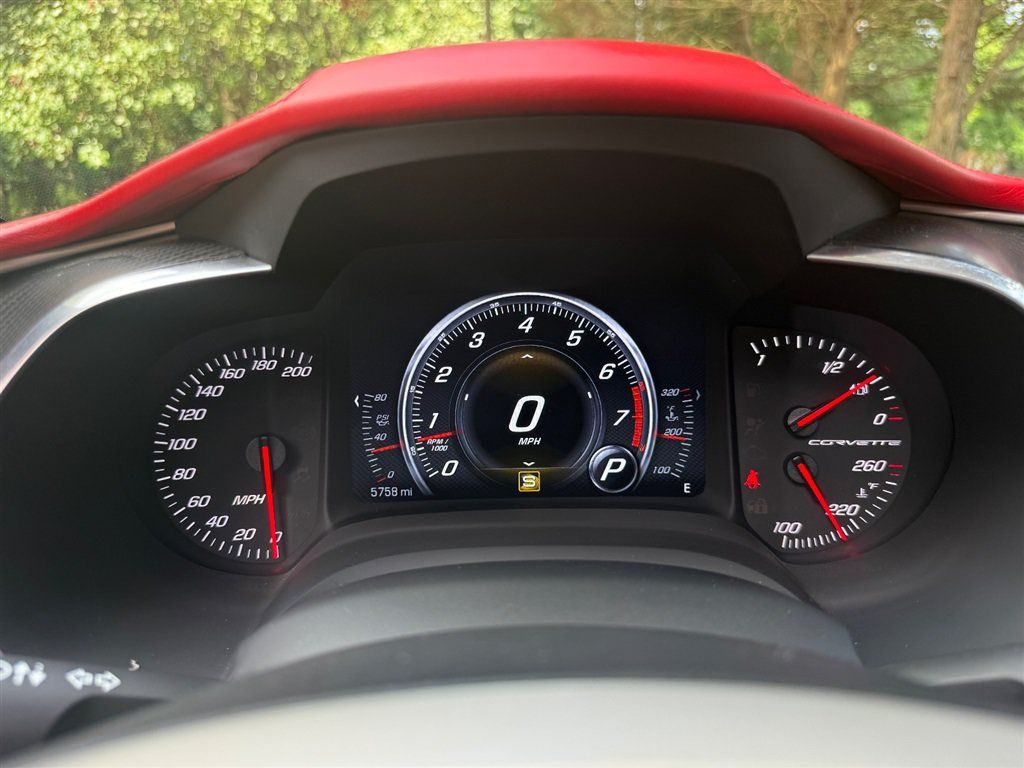 Used 2016 Chevrolet Corvette Stingray Coupe RWD image 43