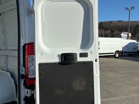 Used 2023 RAM ProMaster 2500 FWD image 21