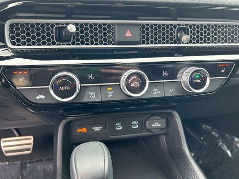Used 2025 Honda Civic Sport Touring image 32