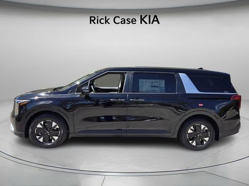 New 2026 Kia Carnival LXS FWD image 2