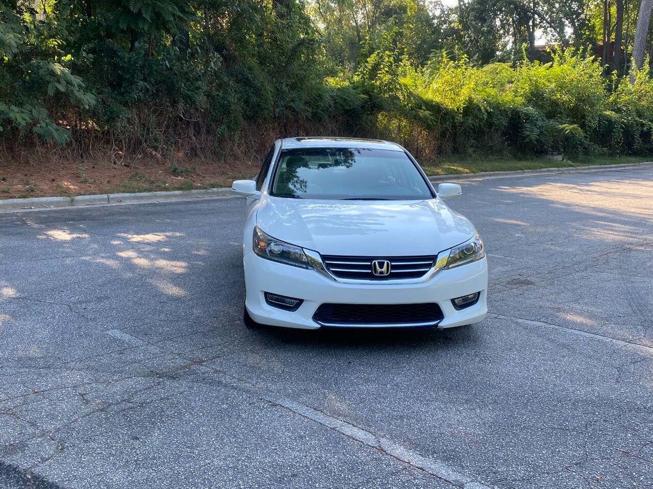 Used 2013 Honda Accord EX image 2