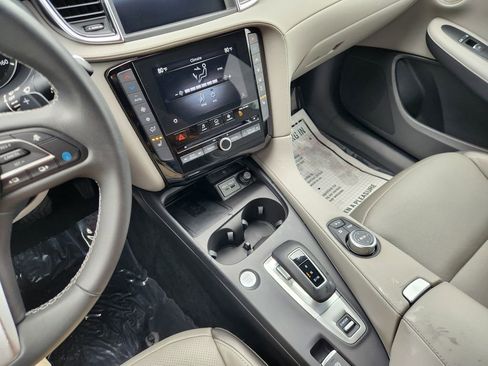 Used 2025 INFINITI QX50 Luxe w/ Accent Package AWD/4WD image 30