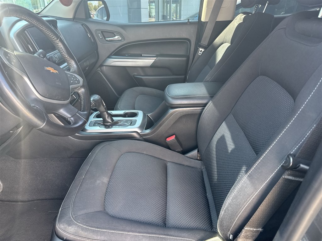 Used 2020 Chevrolet Colorado LT w/ LPO, Tonneau and Step Package AWD/4WD image 7