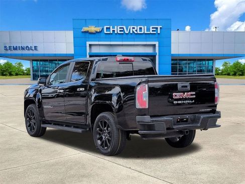 Used 2022 GMC Canyon Denali w/ Denali Black Edition Package AWD/4WD image 3