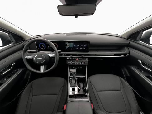 New 2026 Hyundai Tucson SE image 13