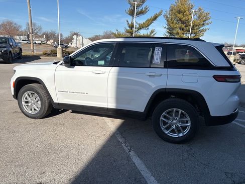 New 2026 Jeep Grand Cherokee Laredo X AWD/4WD image 20