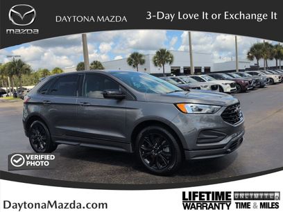 Used 2022 Ford Edge SE w/ Black Appearance Package