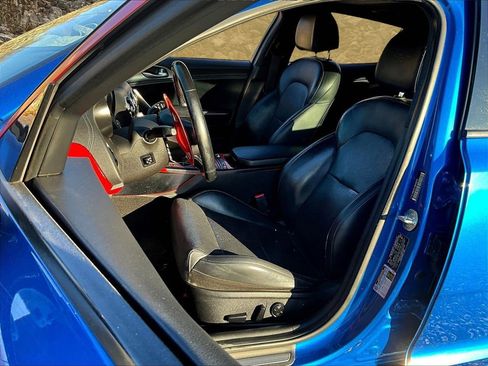 Used 2021 Kia Stinger GT1 image 22