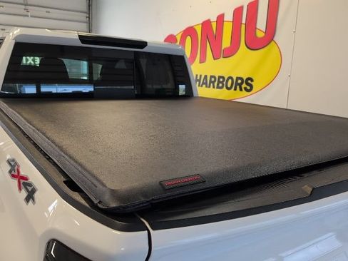 Used 2023 Chevrolet Silverado 1500 RST w/ Convenience Package II AWD/4WD image 34