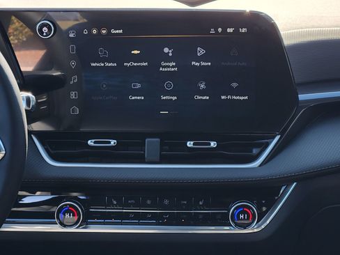 New 2026 Chevrolet Equinox LT w/ Convenience Package II image 8