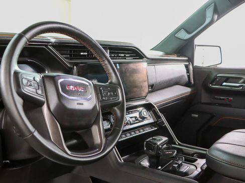 Used 2025 GMC Sierra 1500 AT4 w/ AT4 Preferred Package AWD/4WD image 25
