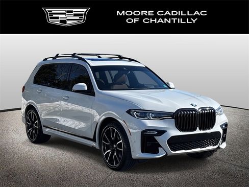 Used 2022 BMW X7 xDrive40i w/ M Sport Package image 1