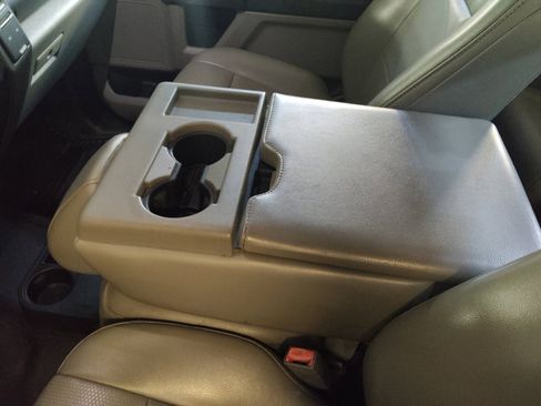 Used 2019 Ford F250 XL w/ Power Equipment Group RWD image 26