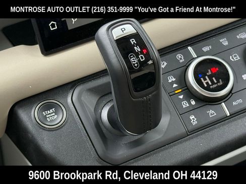 Used 2024 Land Rover Defender 130 S image 26