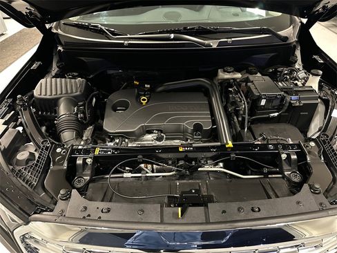 Used 2024 GMC Terrain Denali w/ Black Diamond Edition image 19