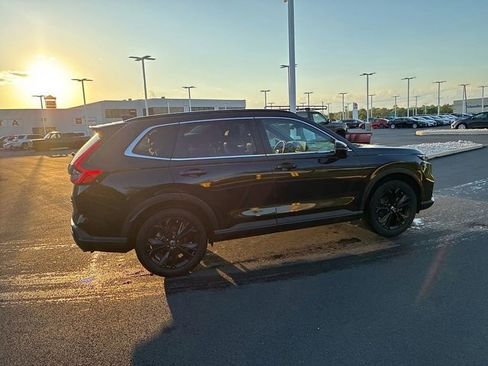 Used 2023 Honda CR-V Sport Touring image 7