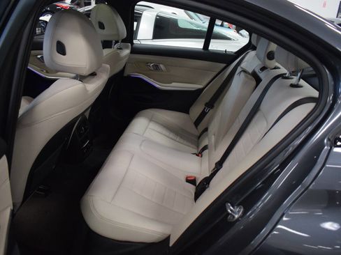 Used 2020 BMW 330i Sedan w/ M Sport Package image 61