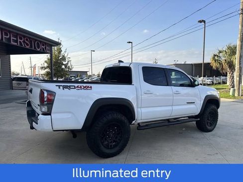 Used 2020 Toyota Tacoma TRD Off-Road image 8