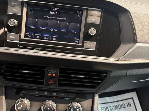 Used 2024 Volkswagen Jetta S FWD image 29