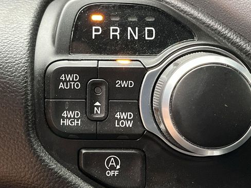 Used 2024 RAM 1500 Big Horn AWD/4WD image 15