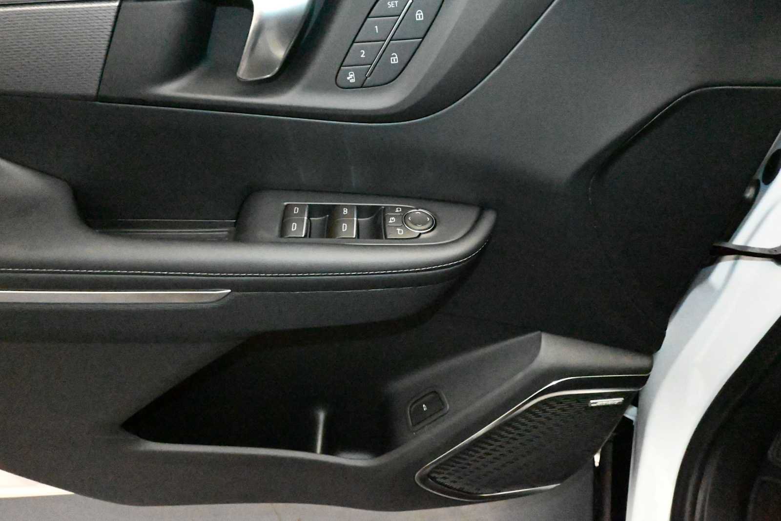New 2026 Buick Enclave Sport Touring w/ Power Package AWD/4WD image 15