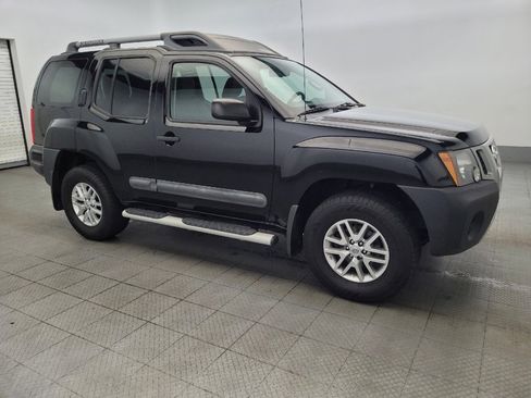 Used 2015 Nissan Xterra S image 11