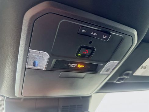 Used 2024 Toyota Tacoma SR5 image 32