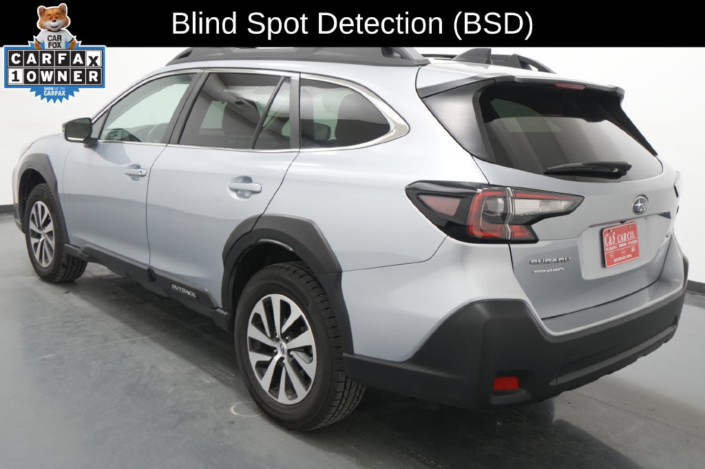 Used 2023 Subaru Outback Premium AWD/4WD image 6