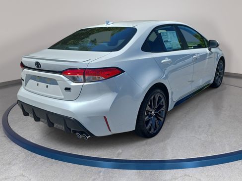 New 2026 Toyota Corolla SE FWD image 5