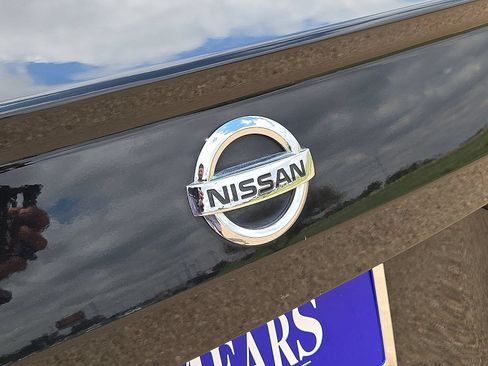 Used 2019 Nissan Altima 2.5 SV FWD image 12