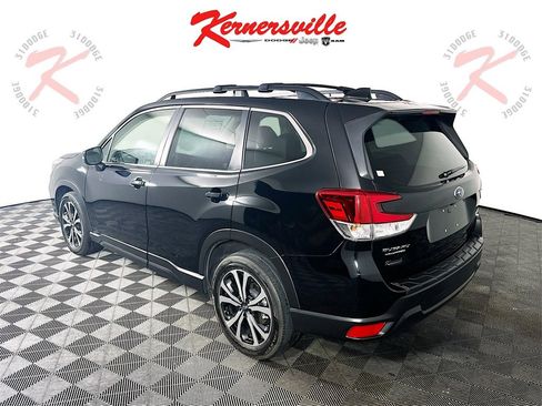 Used 2020 Subaru Forester Limited image 5