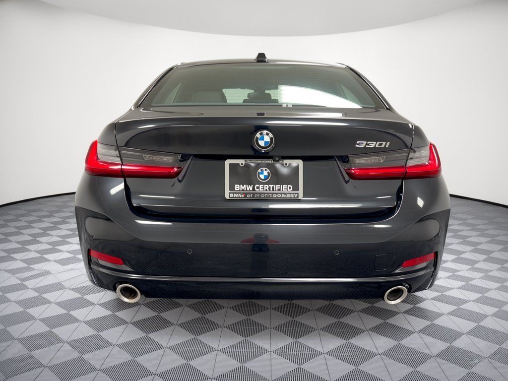 Certified 2026 BMW 330i Sedan RWD image 11