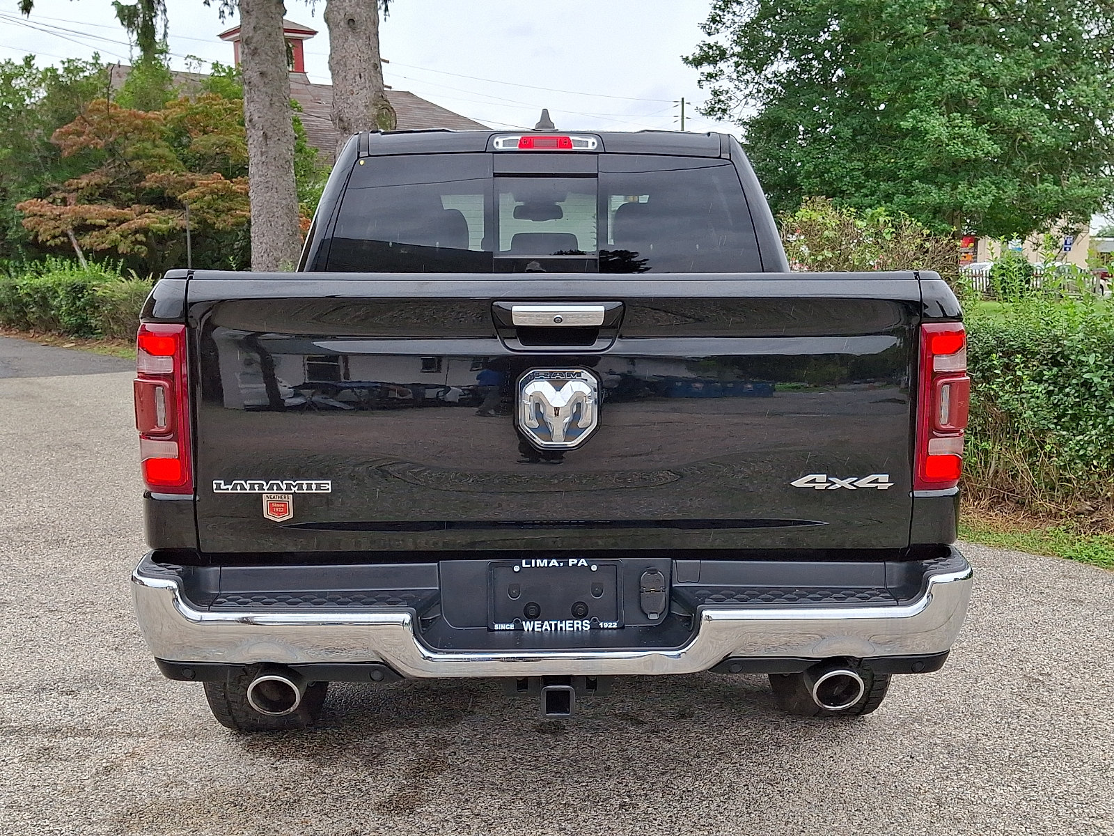 Used 2019 RAM 1500 Laramie AWD/4WD image 5