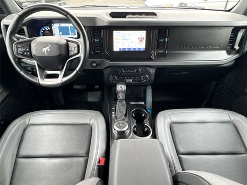 Certified 2021 Ford Bronco Black Diamond image 21