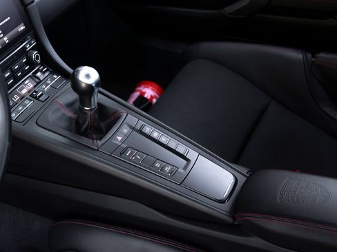 Certified 2019 Porsche 911 GT3 RWD image 41