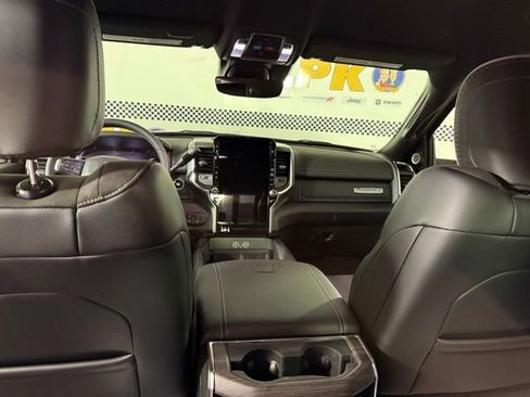 New 2026 RAM 3500 Laramie AWD/4WD image 31