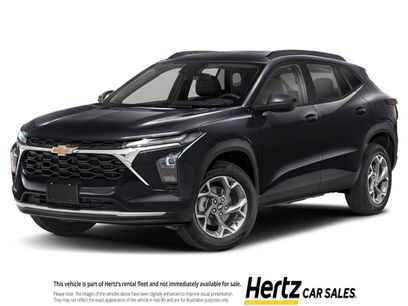 Used 2025 Chevrolet Trax LT