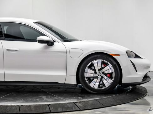 Used 2023 Porsche Taycan 4S AWD/4WD image 20
